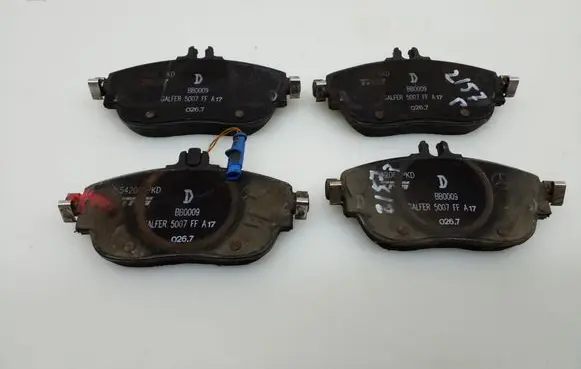 Mercedes-Benz A W176 Brake pads (front) A0004203002