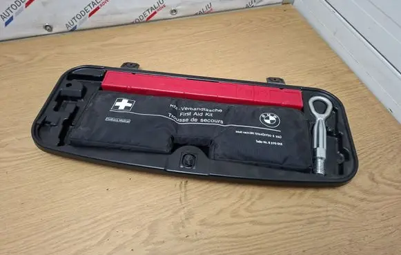 BMW 5 F10 F11 Tool set 6770487 6788803 8270015