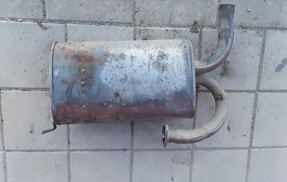 Nissan X-Trail T30 Rear muffler/silencer tail pipe 201008H810