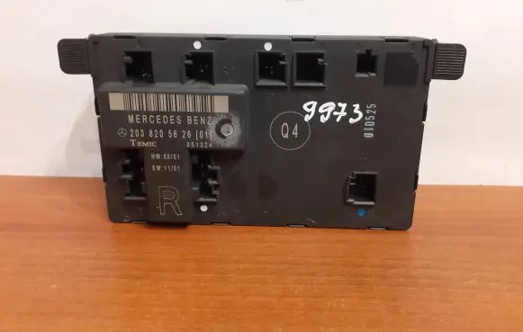 Mercedes-Benz E W210 Door control unit/module 9973 2038205626