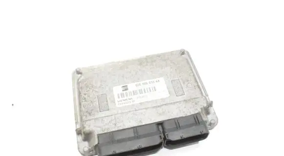 Skoda Fabia Mk2 (5J) Engine control unit/module 03E906033AA 5WP4422502