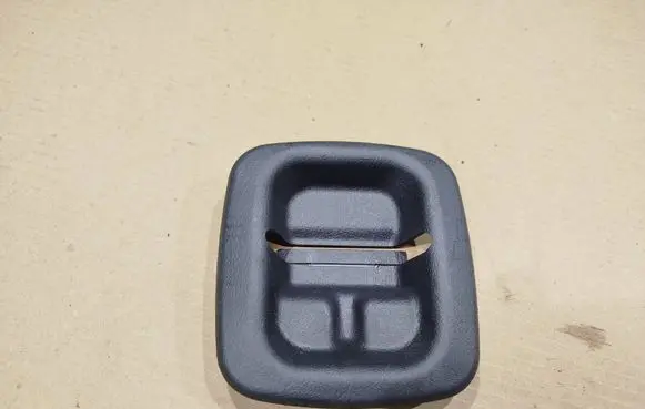 Mitsubishi Pajero Trim molding MR395115
