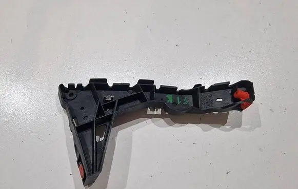 Opel Astra H Front bumper mounting bracket 24460283 331883181