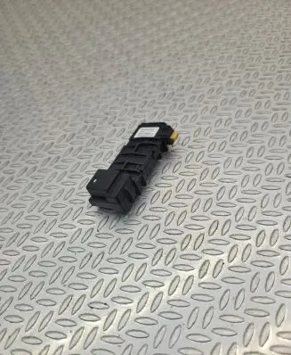 Mercedes-Benz E A207 Outside/exterior temperature sensor A2048210851