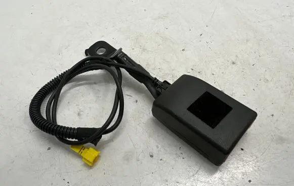 Mercedes-Benz ML W166 Front seatbelt buckle A1668600169