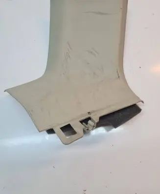 Volvo V70 (D)pillar trim (top) 