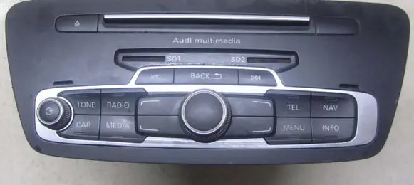 Audi Q3 8U Radio/CD/DVD/GPS head unit 8U1035192A