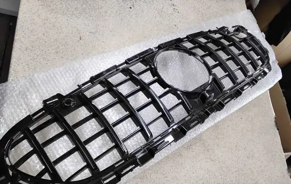 Mercedes-Benz E W213 Front bumper upper radiator grill