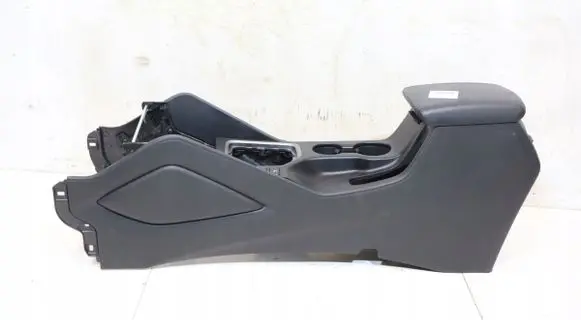 Hyundai Tucson TL Center console 84678-D7201
