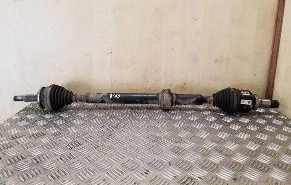 Lexus CT 200H Front driveshaft