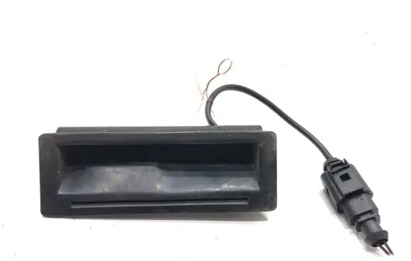 Volkswagen Golf IV Tailgate/trunk/boot exterior handle 1J0827566L
