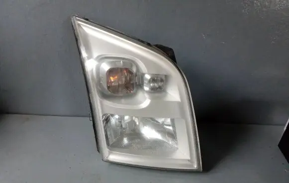 Ford Transit Headlight/headlamp 6C1113W029 10090748