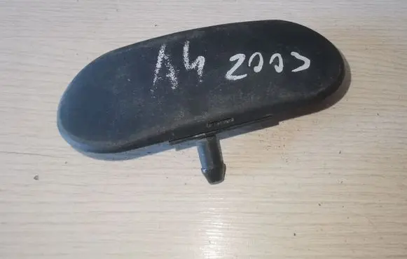 Audi A4 S4 B6 8E 8H Windshield washer spray nozzle 8E0955988