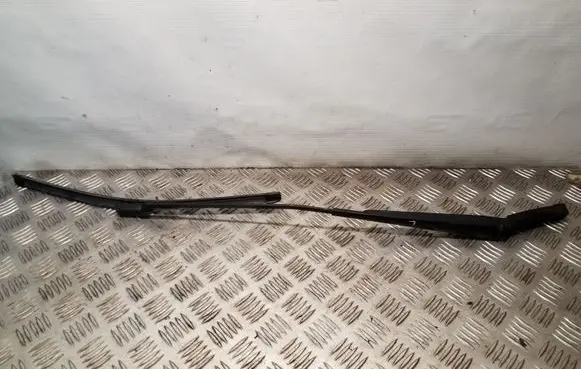 Volkswagen PASSAT CC Front wiper blade arm 3C8955409