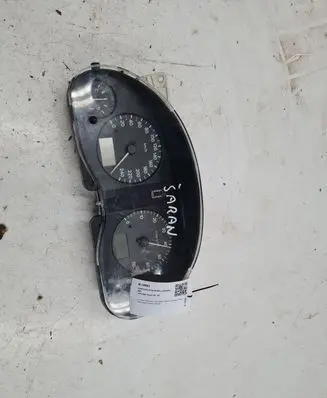 Volkswagen Sharan Speedometer (instrument cluster) 7M0920823D