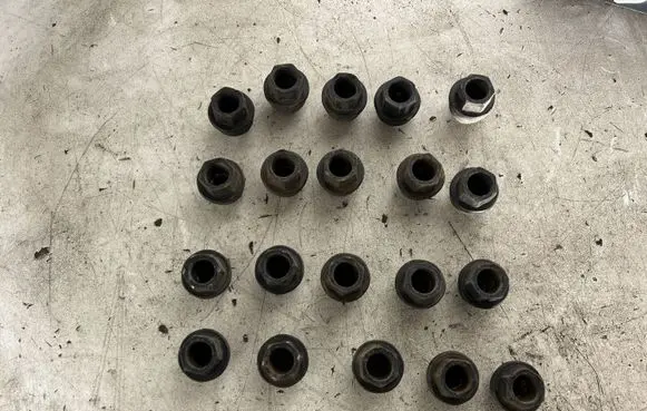 Ford Transit Custom Nuts/bolts 