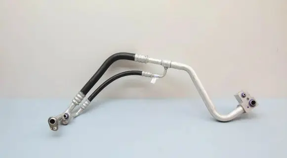 BMW 5 G60 G61 Air conditioning (A/C) pipe/hose 9872105
