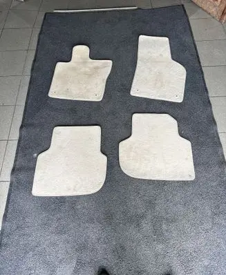 Volkswagen Jetta VI Car floor mat set 