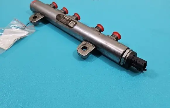 Lancia Thema Fuel main line pipe 0445216043 IMPRK1466599