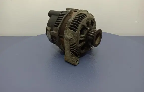 BMW 3 E36 Generator/alternator 7788222