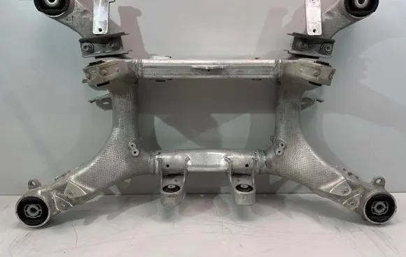 BMW 5 G30 G31 G38 Rear subframe 6861201