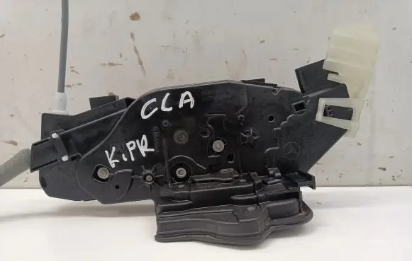 Mercedes-Benz CLA C118 X118 Front door lock A0997203102