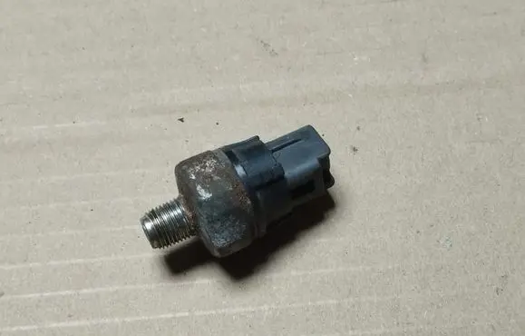 Honda CR-Z Oil pressure sensor 