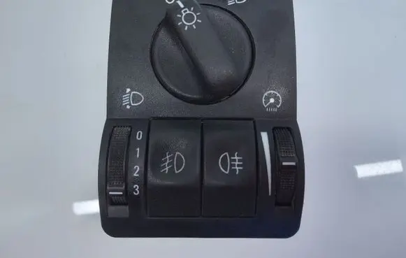 Opel Zafira A Light switch 09133249