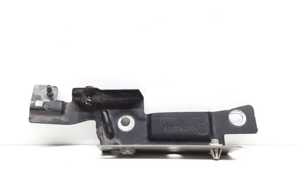 Renault Captur Fender mounting bracket 631235481R