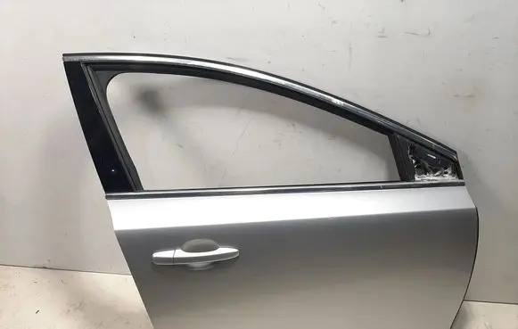 Volvo V40 Front door