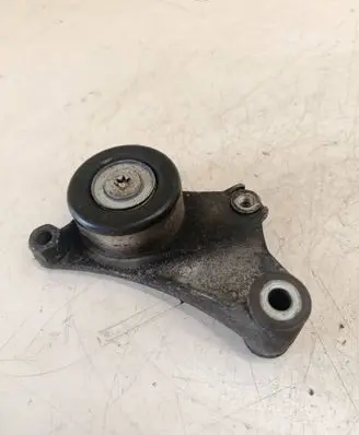 Toyota Camry Generator/alternator belt tensioner F2297685