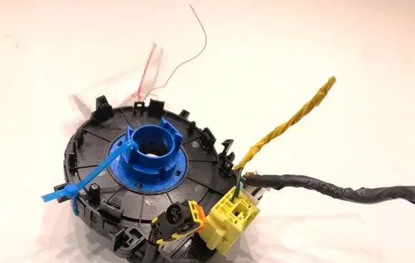 KIA Rio Airbag squib ring wiring