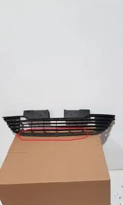 Citroen C4 I Quarter panel pressure vent 9646215877