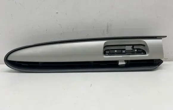 Fiat 600 Dash center air vent grill 735784544 735787215 735737865