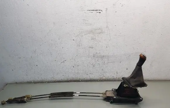 Renault Clio IV Gear shift cable linkage 349017122R