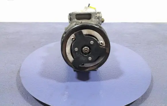 Volkswagen PASSAT B6 Air conditioning (A/C) compressor (pump) 1K0820859F
