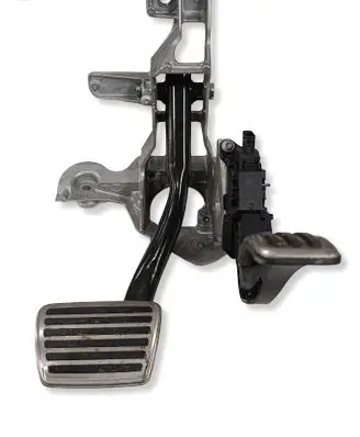 Porsche Cayenne (9Y0 9Y3) Pedal assembly 8W1723523 4M1723117E