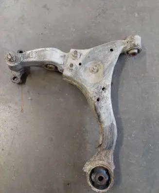 Hyundai Sonata Front lower control arm/wishbone