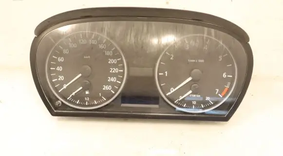 BMW 3 E90 E91 Clock 