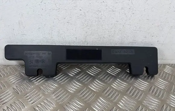 Peugeot 5008 II Other interior part 9816939177 MP7585