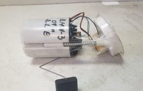 BMW 3 E92 E93 In-tank fuel pump 26270701