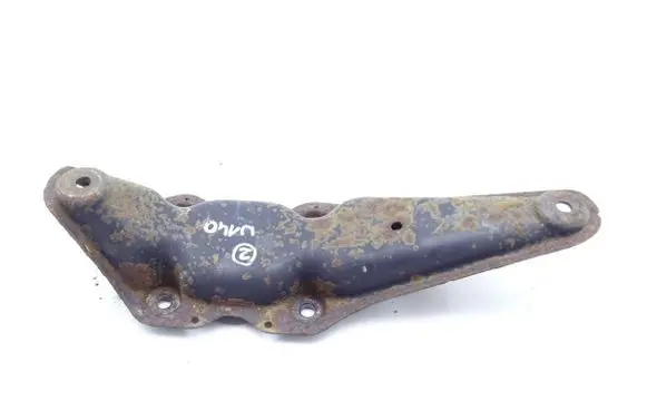 Mercedes-Benz S W140 Rear differential mounting bracket 