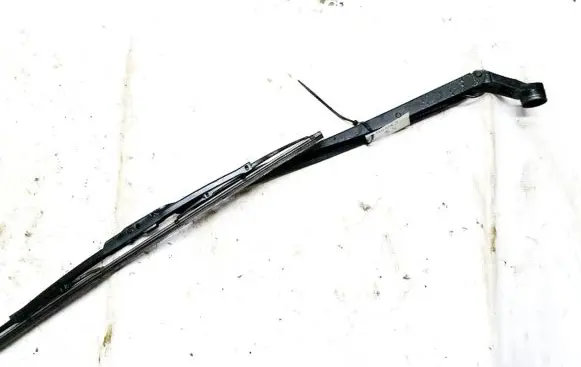 Lexus IS 220D-250-350 Front wiper blade arm