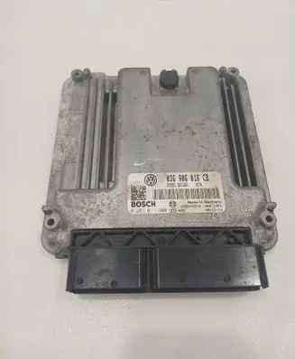 Volkswagen Golf V Engine control unit/module 03G906016CB 0281011900 1039S06216