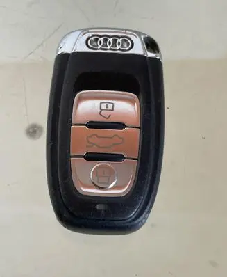 Audi A4 S4 B8 8K Ignition key/card 2701AFB3B802