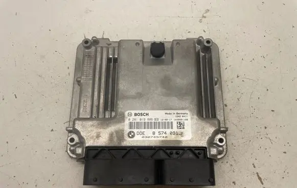 BMW 3 F30 F35 F31 Engine control unit/module 8574091 1039S61188 0281019806