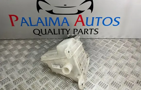 Seat Leon (5F) Windshield washer fluid reservoir/tank 5Q0955448AD