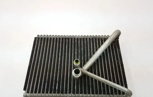 Volvo V70 Air conditioning (A/C) radiator (interior) C7796004 0146860