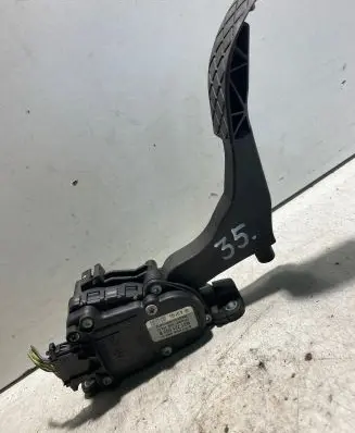 Volkswagen Golf IV Accelerator throttle pedal 6Q1721503B 6PV00849501