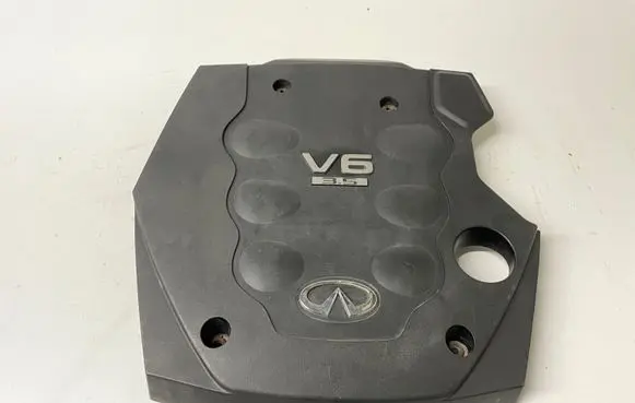 Infiniti G35 Engine cover (trim)